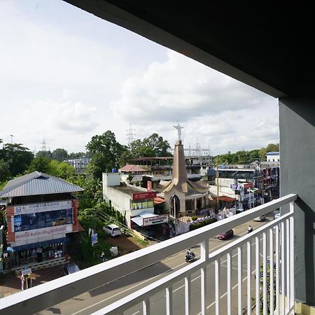 Quilon Residency Kundara Hotel Perumanseri Exterior foto